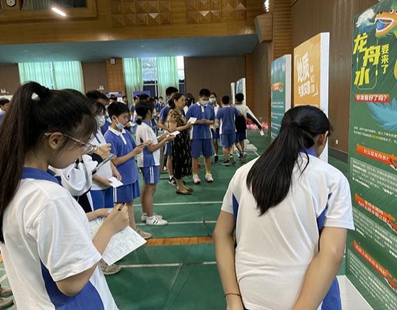 科普進(jìn)校園，防災(zāi)減災(zāi)伴我行——深圳市氣象局開展“我為群眾辦實(shí)事”系列之防災(zāi)減災(zāi)進(jìn)校園宣傳活動